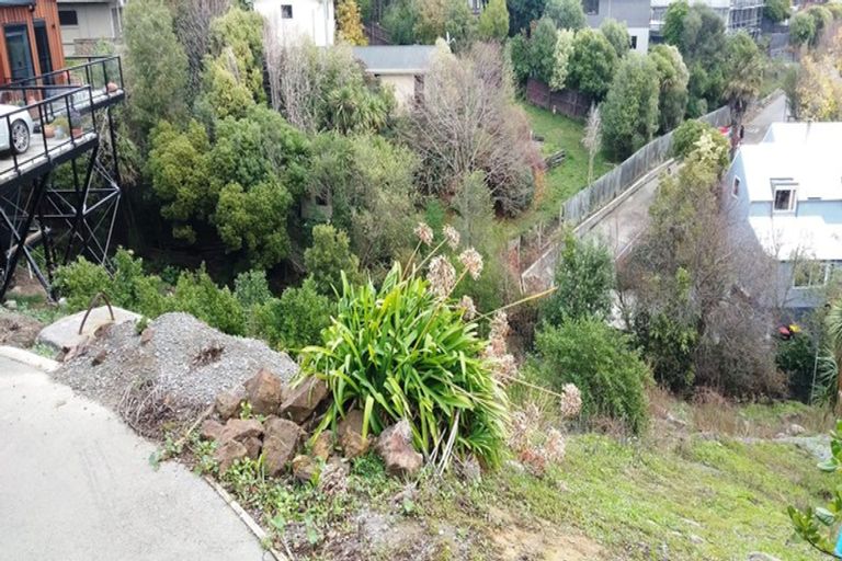 Photo of property in 17 Luxton Place, Mount Pleasant, Christchurch, 8081