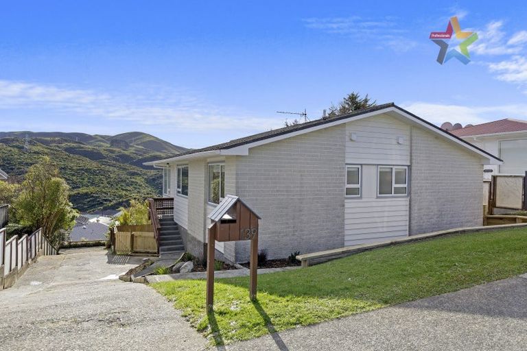Photo of property in 139 Major Drive, Kelson, Lower Hutt, 5010