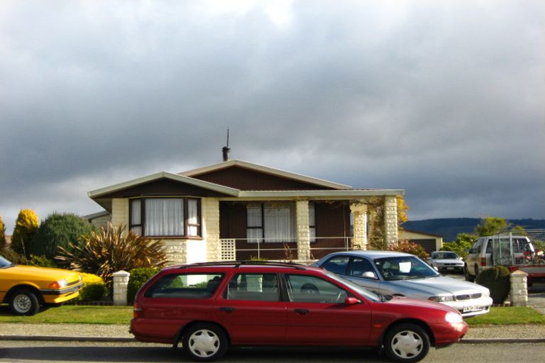 Photo of property in 35 London Street, Hampden, 9410