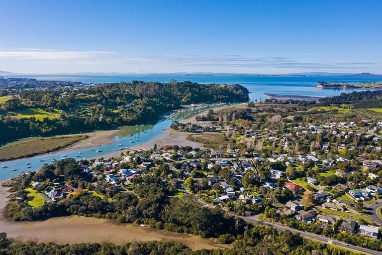 Photo of property in 103 Duck Creek Road, Stillwater, Silverdale, 0993