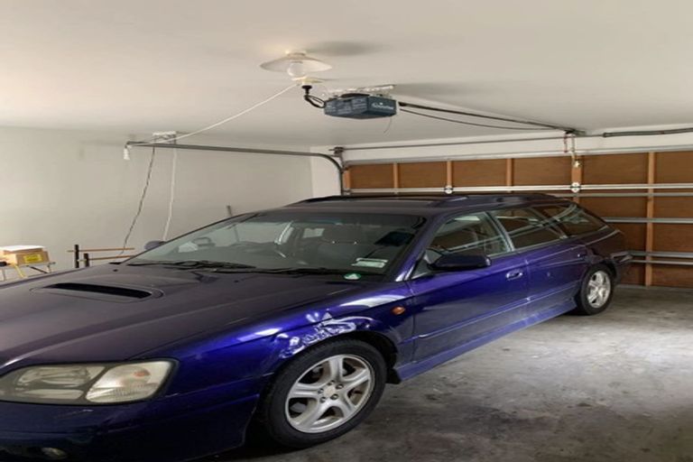 Photo of property in 7 Lissleton Drive, East Tamaki, Auckland, 2013