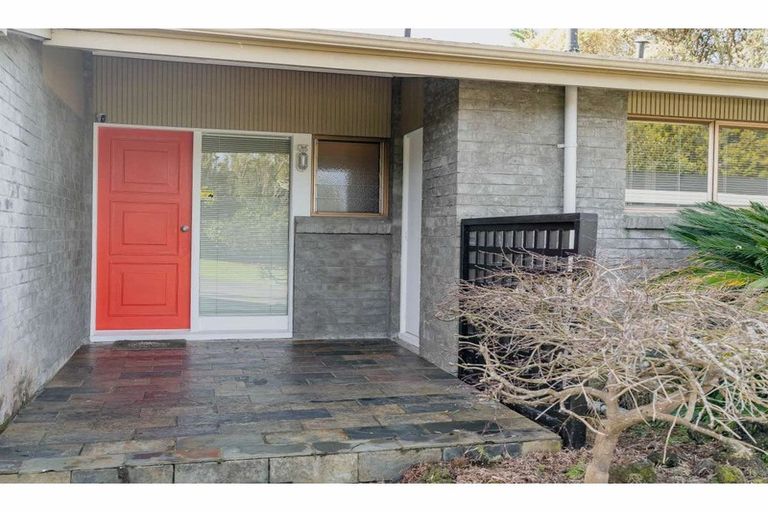 Photo of property in 11 Riverview Road, Kerikeri, 0230