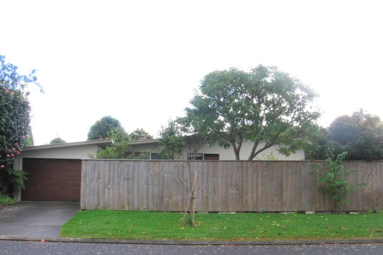 Photo of property in 1 Horopito Road, Waikanae, 5036