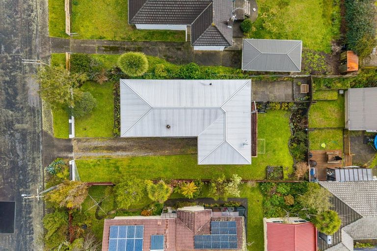 Photo of property in 7 Reid Road, Wainuiomata, Lower Hutt, 5014