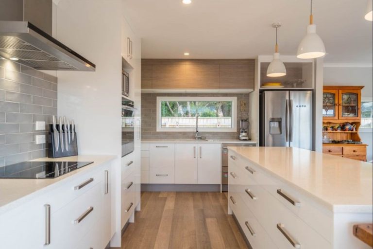 Photo of property in 157 Matai Road, Raumati Beach, Paraparaumu, 5032