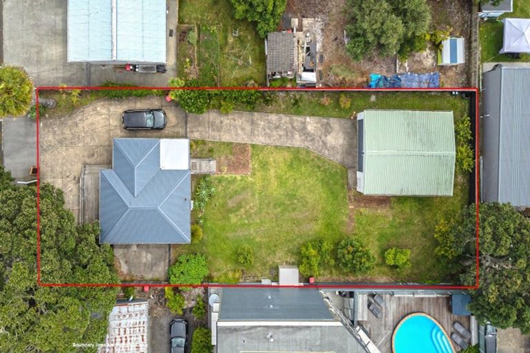 Photo of property in 1 Monk Street, Whitianga, 3510