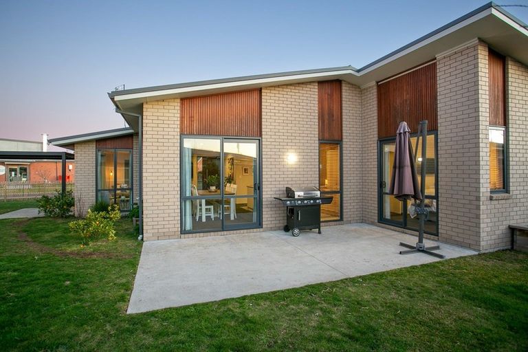 Photo of property in 48 Pengover Avenue, Leamington, Cambridge, 3432