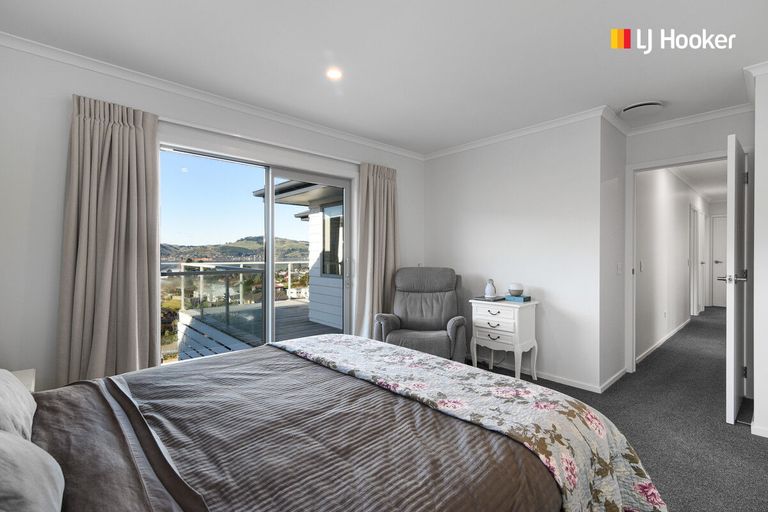 Photo of property in 17 Glendermid Close, Sawyers Bay, Port Chalmers, 9023