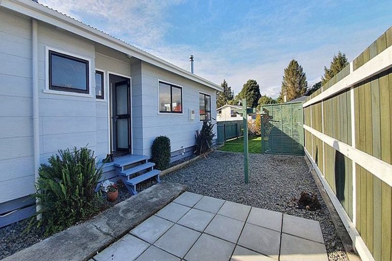 Photo of property in 10 Skye Street, Levin, 5510
