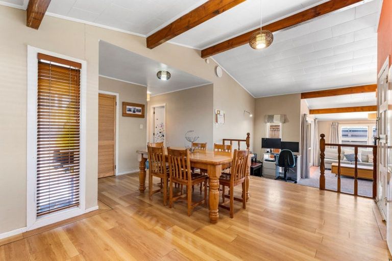 Photo of property in 6 Mardi Place, Mount Maunganui, 3116