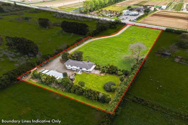 Photo of property in 74 Arapaepae Road, Levin, 5510