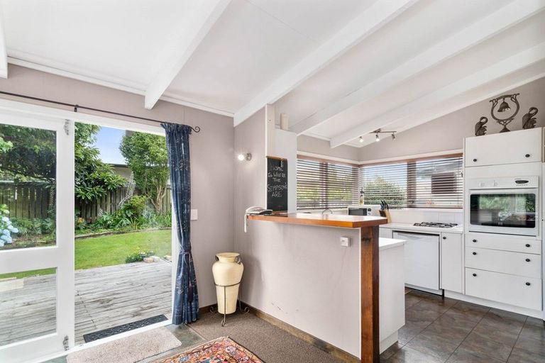 Photo of property in 18 Icarus Place, Sunnybrook, Rotorua, 3015