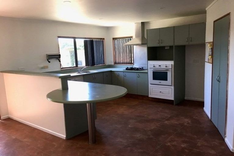 Photo of property in 20 Culzean Grove, Bell Block, New Plymouth, 4312