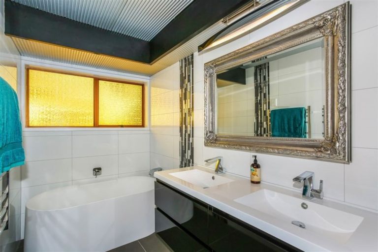 Photo of property in 23 Dominion Road, Tuakau, 2121