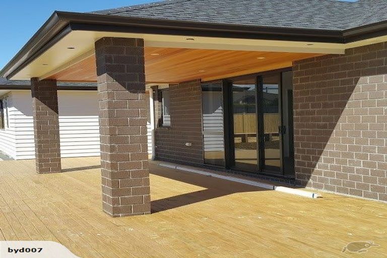 Photo of property in 21 Catherine Mclean Road, Pukekohe, 2120