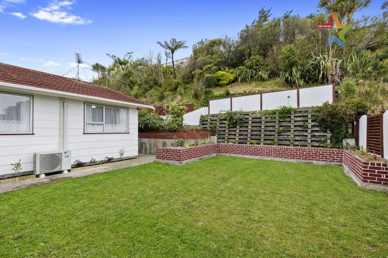 Photo of property in 238 Major Drive, Kelson, Lower Hutt, 5010