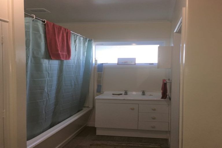 Photo of property in 17 Aubrey Street, Waitara, 4320