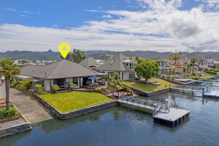 Photo of property in 124 Motu Grande, Pauanui, Hikuai, 3579