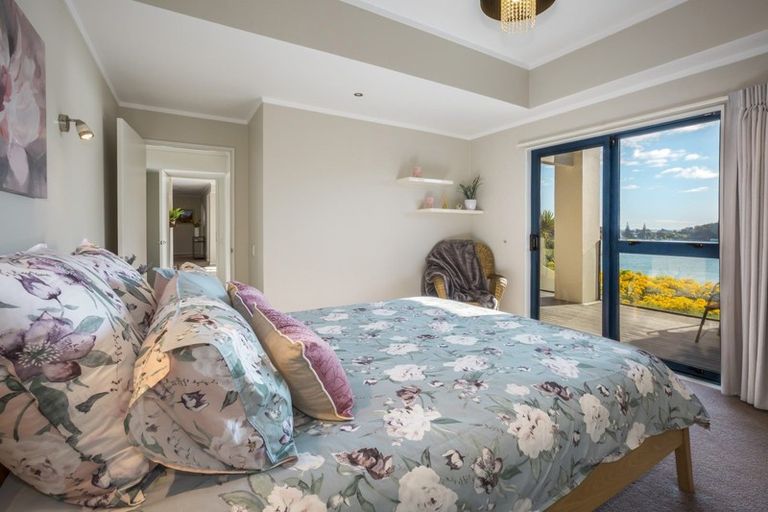 Photo of property in 15a Seaview Road, Paremata, Porirua, 5024