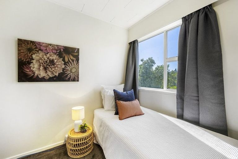 Photo of property in 31 Cameron Road, Waiuku, 2681