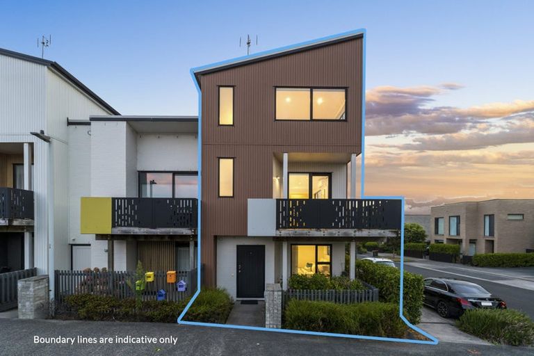 Photo of property in 1 Onekiritea Road, Hobsonville, Auckland, 0616
