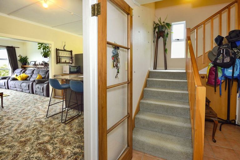 Photo of property in 18 King Street, Motu, Te Karaka, 4092