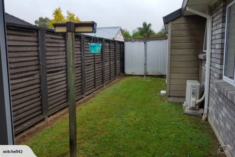 Photo of property in 12 Clare Street, Cambridge, 3434