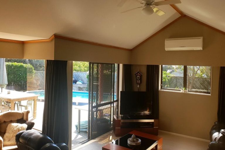 Photo of property in 49 Langdale Avenue, Paraparaumu, 5032