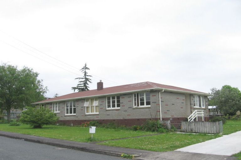 Photo of property in 1 Davies Street, Paeroa, 3600