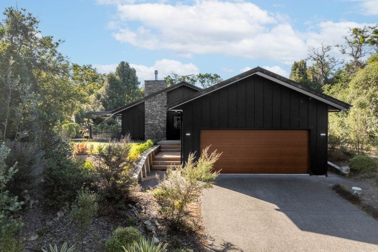 Photo of property in 68 Parawera Drive, Acacia Bay, Taupo, 3330