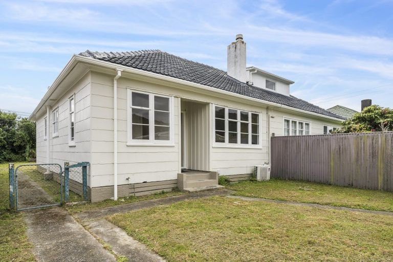 Photo of property in 53 Hewer Crescent, Naenae, Lower Hutt, 5011
