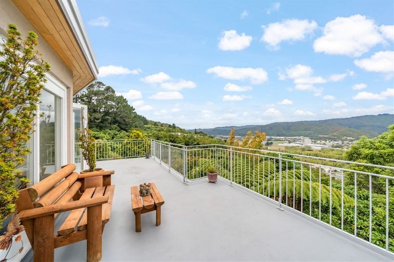 Photo of property in 36 Gurney Road, Kelson, Lower Hutt, 5010