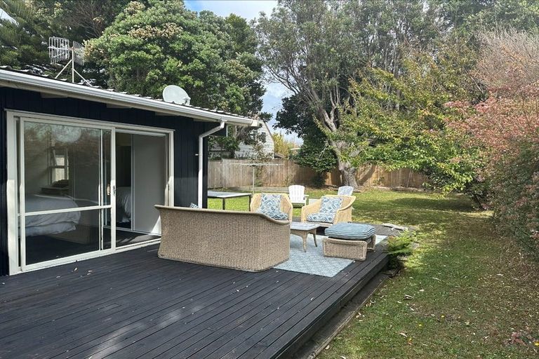 Photo of property in 32 Te Moana Road, Waikanae Beach, Waikanae, 5036