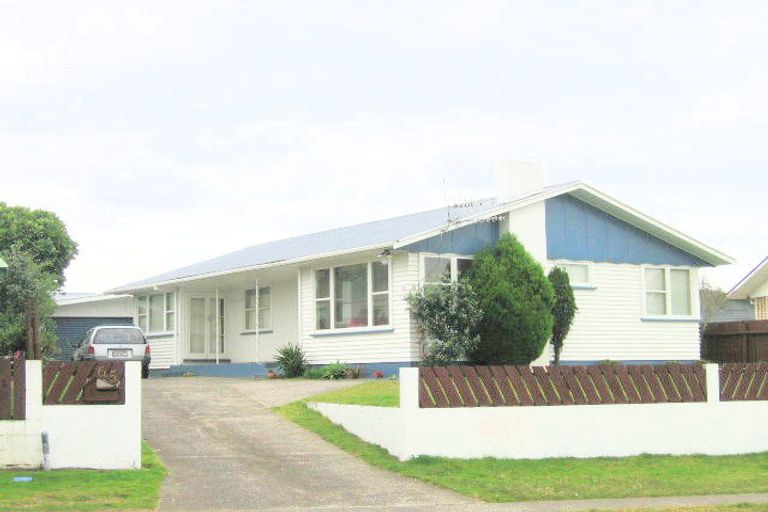 Photo of property in 65 Links Avenue, Mount Maunganui, 3116