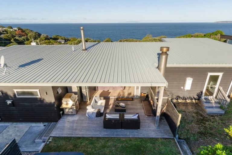 Photo of property in 22 Wonderview Road, Leigh, 0985