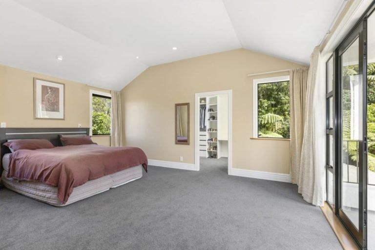 Photo of property in 1 Corrondella Grove, Belmont, Lower Hutt, 5010