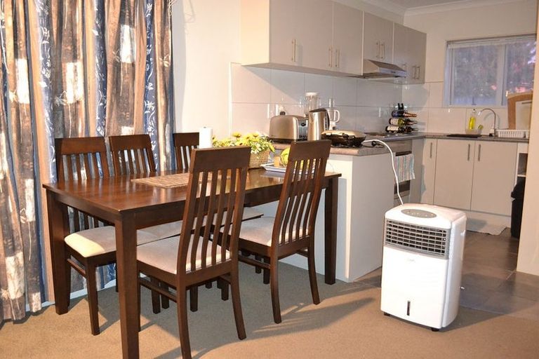 Photo of property in 382 Bucklands Beach Road, Bucklands Beach, Auckland, 2012