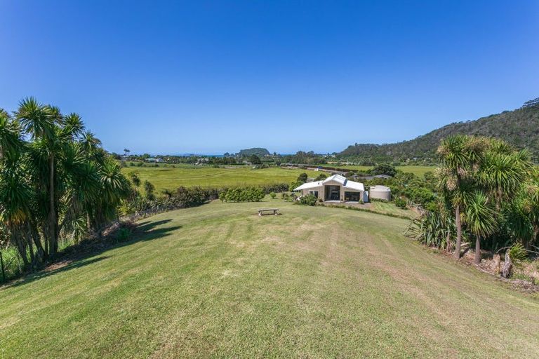 Photo of property in 6 Lois Lane, Hahei, Whitianga, 3591