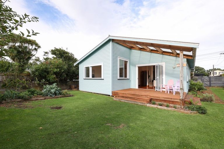 Photo of property in 37 Newton Street, Fitzroy, New Plymouth, 4312