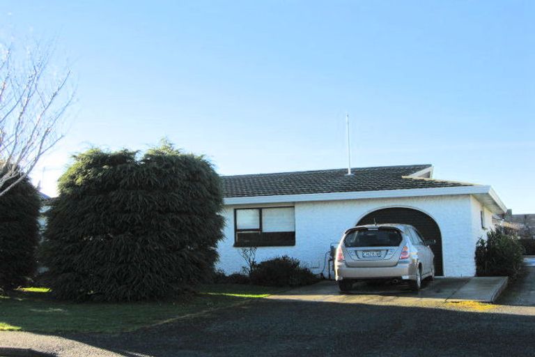 Photo of property in 223a Park Street, Winton, 9720