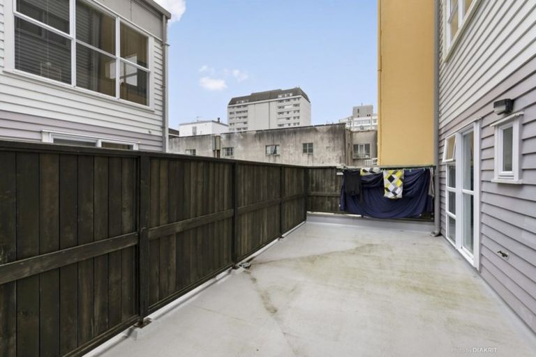 Photo of property in Budget Car Rental, 4/81 Ghuznee Street, Te Aro, Wellington, 6011