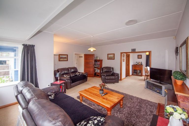 Photo of property in 10 Kipling Street, Johnsonville, Wellington, 6037