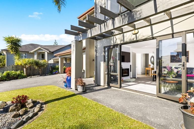 Photo of property in 12 Gold Street, Albany Heights, Auckland, 0632