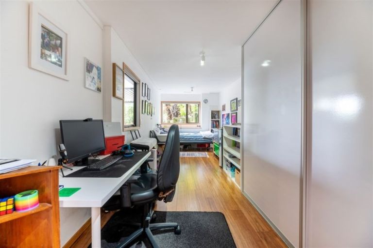 Photo of property in 227a Golf Road, Titirangi, Auckland, 0604