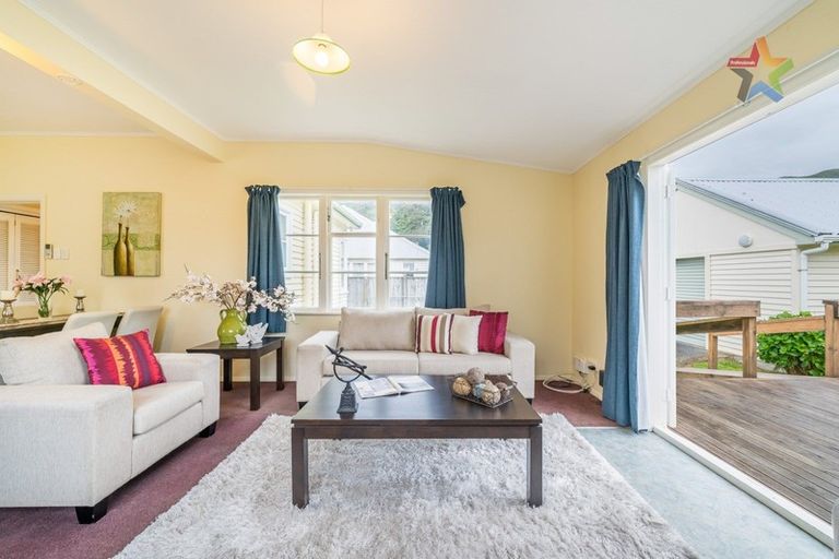 Photo of property in 12 Rumgay Street, Fairfield, Lower Hutt, 5011