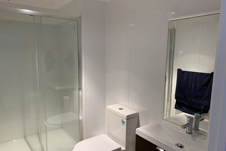 Photo of property in The Alex Apartments, 25/135b Hallenstein Street, Queenstown, 9300