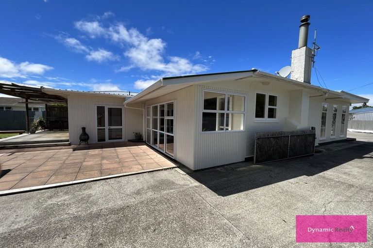 Photo of property in 15 Ilford Place, Awapuni, Palmerston North, 4412