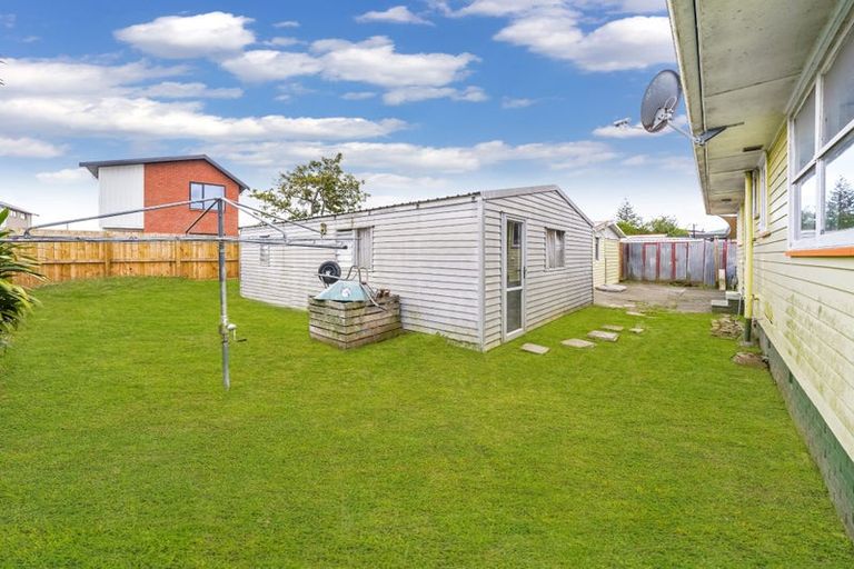 Photo of property in 33 Haddon Street, Mangere East, Auckland, 2024