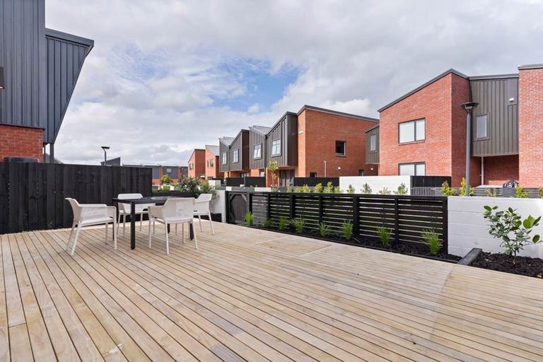 Photo of property in 19 Sioux Road, Hobsonville, Auckland, 0616