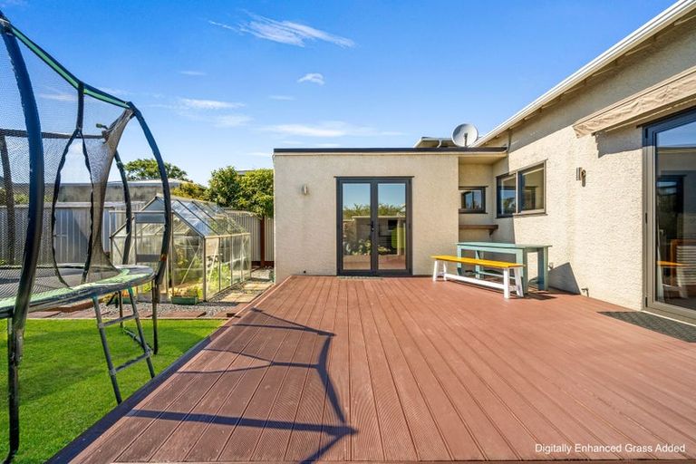 Photo of property in 8 Hargest Crescent, Saint Kilda, Dunedin, 9012
